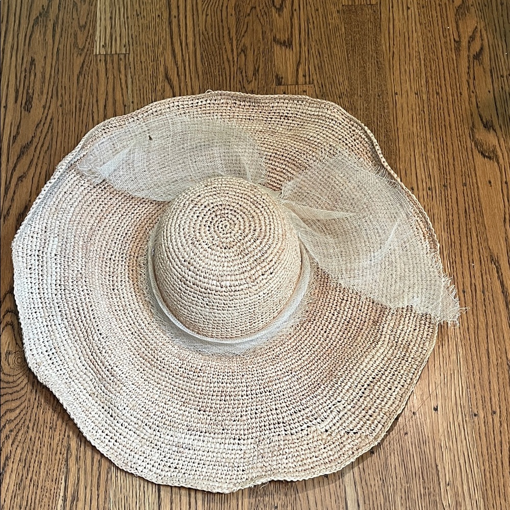 Flora Bella Hat - Picture 1 of 8